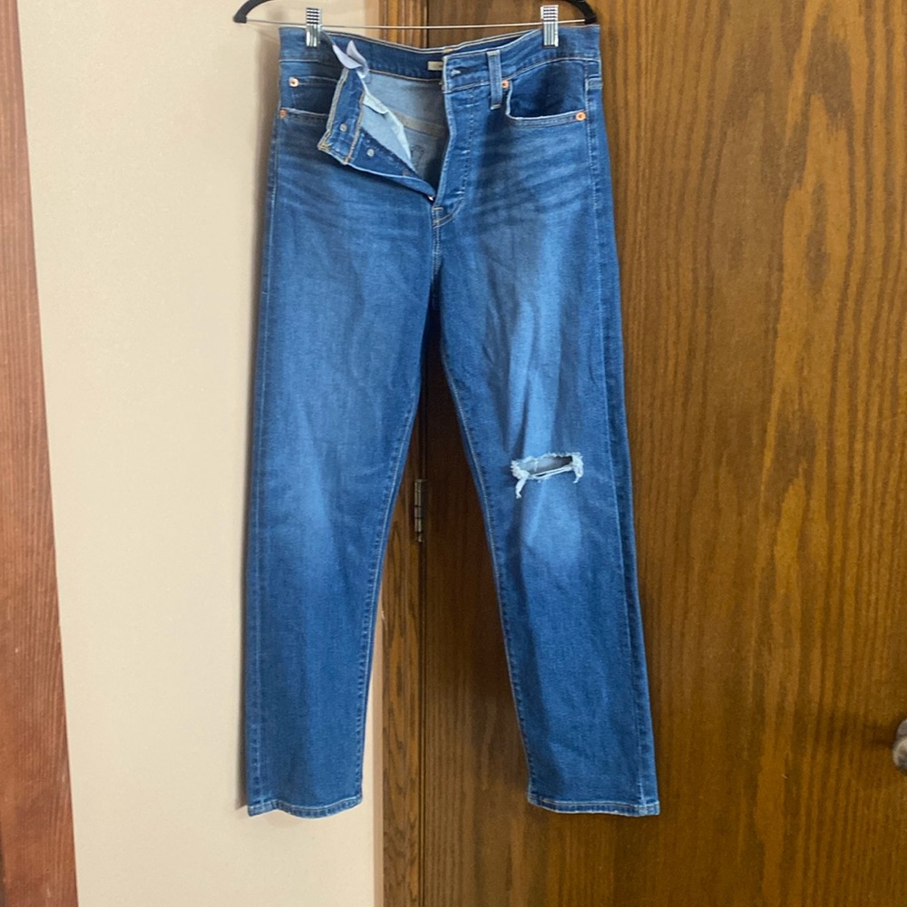 Levi’s wedgie straight size 30